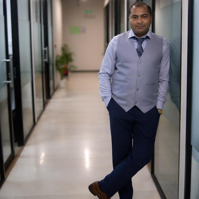 Debanjan Sandhaki im Büro Indien